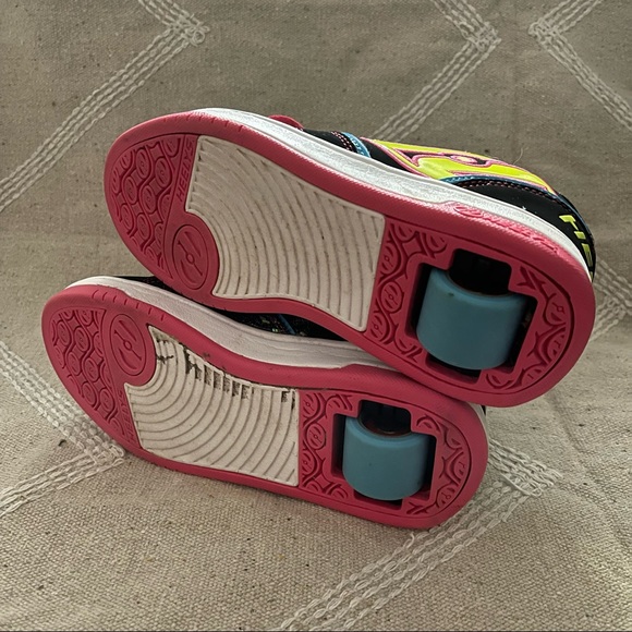 Heelys youth size 3 - Picture 7 of 7